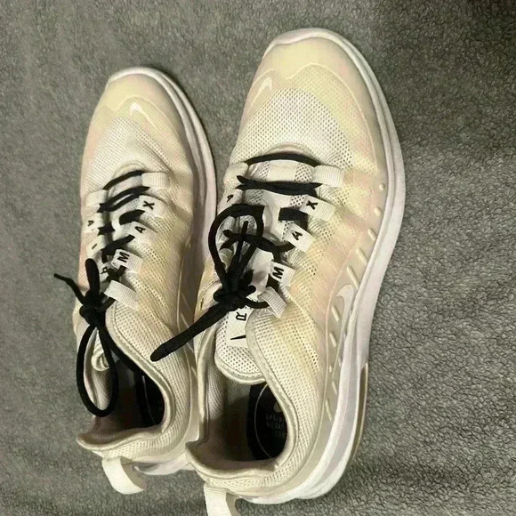 Nike Air Max Axis Sneakers white Black Lace Up Comfort Mesh Running Shoes - Picture 2 of 7